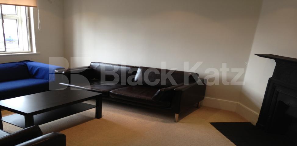 			LET , 4 Bedroom, 1 bath, 1 reception Apartment			 Park Mansions South. Lambeth Road  , Vauxhall